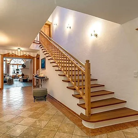 Hotel Exclusive Tyrolean Near Lifts
