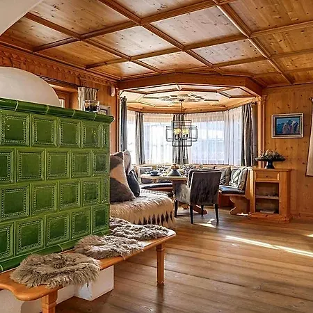 Exclusive Tyrolean Near Lifts Hotel 4*